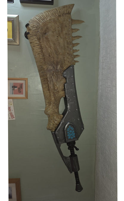 Giant Jaw Blade-from Monster Hunter